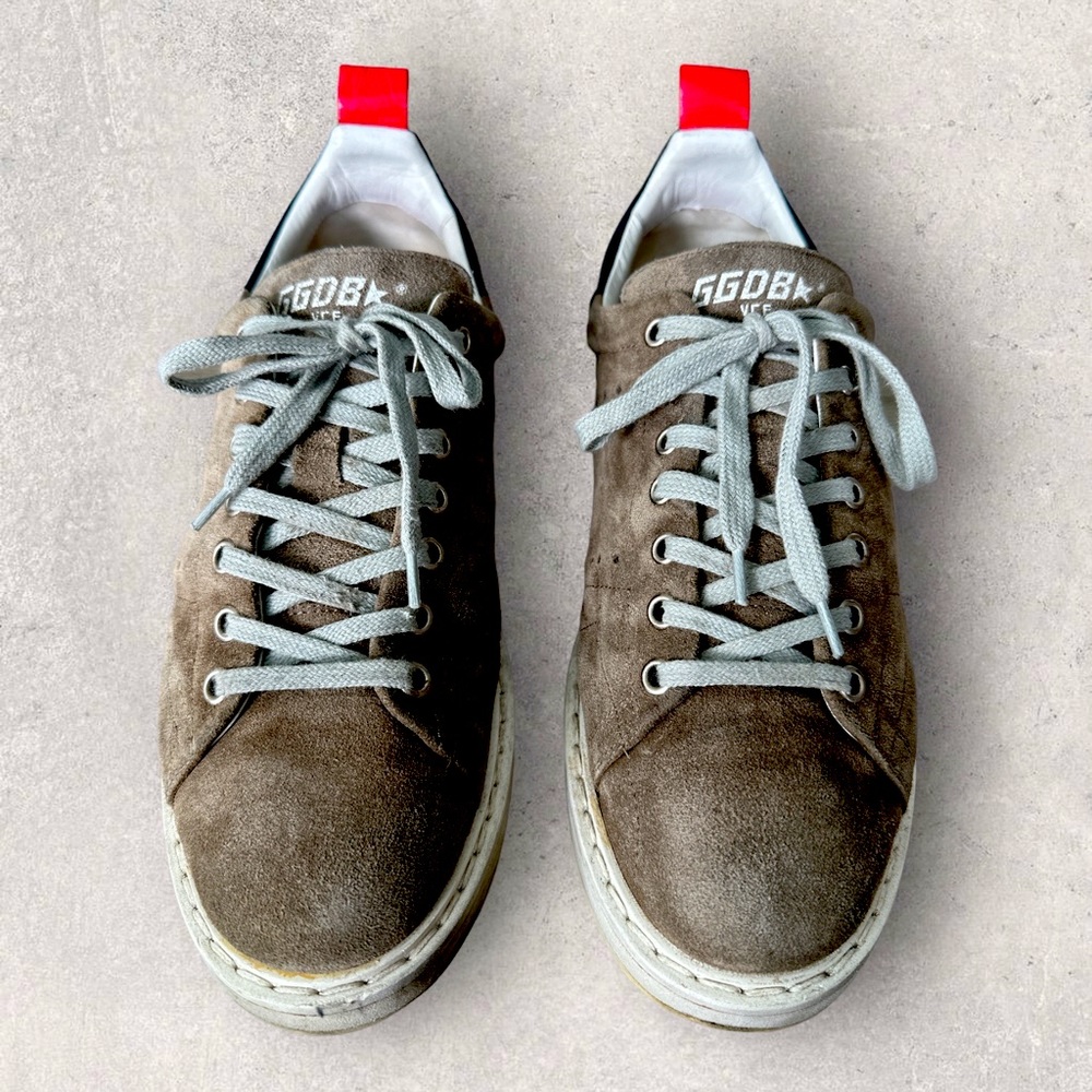 GOLDEN GOOSE Deluxe Brand Starter Taupe Suede & Blue Cow Leather Men’s S…